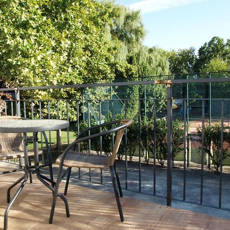Garden Club Panzio Bed and Breakfast Balatonmáriafürdő Εξωτερικό φωτογραφία