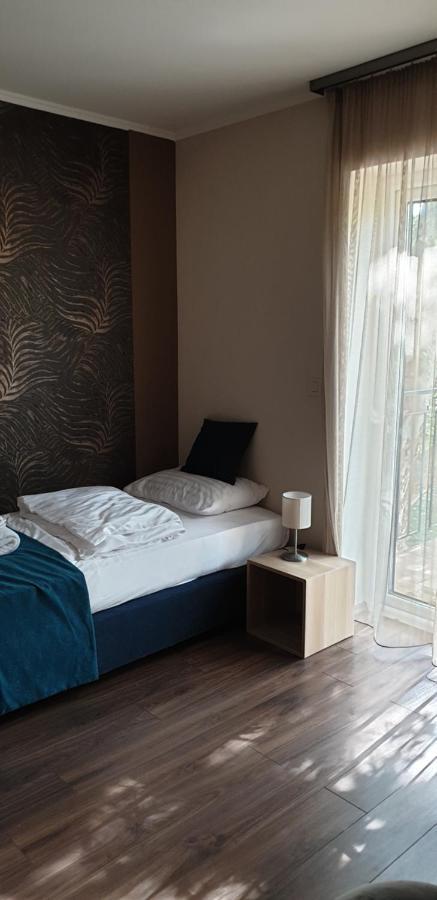 Garden Club Panzio Bed and Breakfast Balatonmáriafürdő Εξωτερικό φωτογραφία