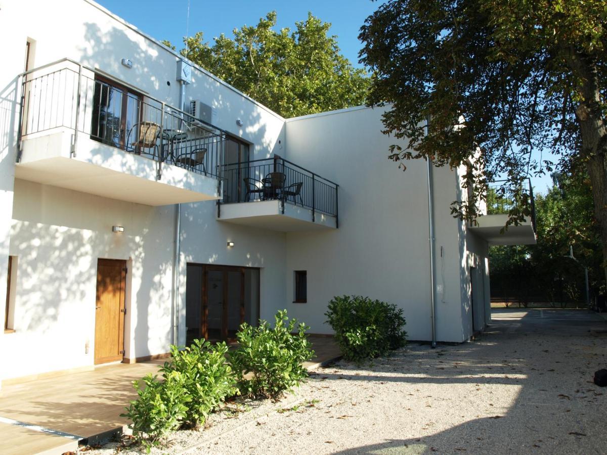Garden Club Panzio Bed and Breakfast Balatonmáriafürdő Εξωτερικό φωτογραφία